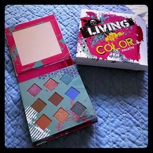 HANK & HENRY LIVING IN COLOR PALETTE